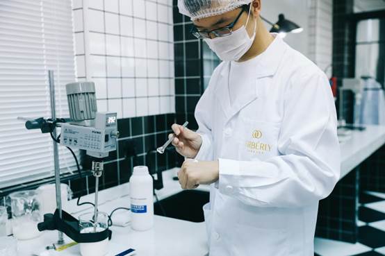 探訪法伯麗合作工廠 嚴苛標準打造值得信賴的產品